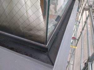 サッシ面台のつなぎ目 本文画像